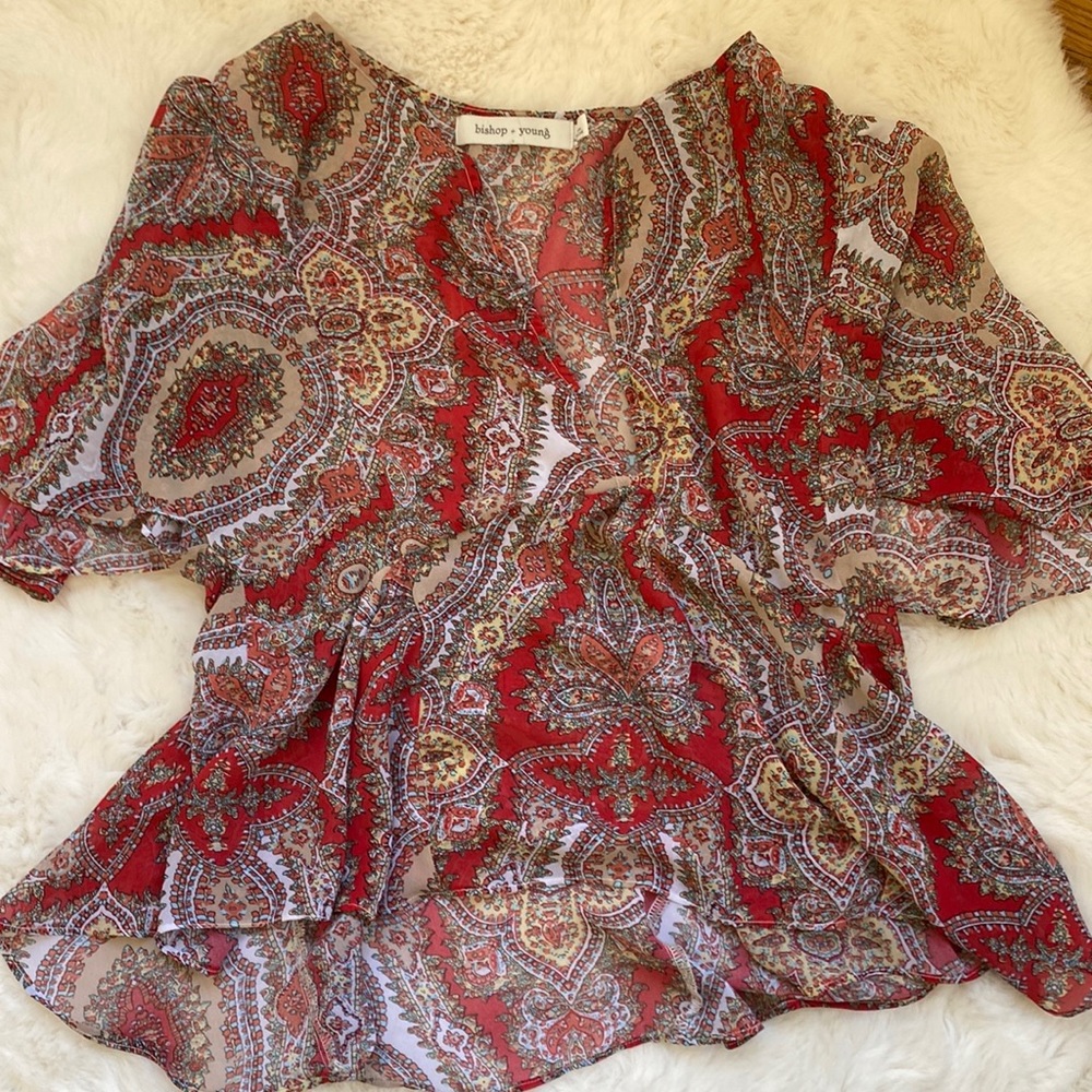 bishop + young flowy v neck top